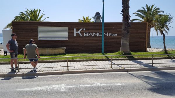 Signalétique extérieure pour le K'banon dans le Var