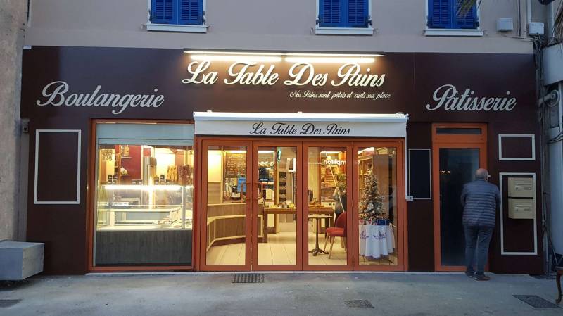 Enseigne lumineuse au Pradet dans le var